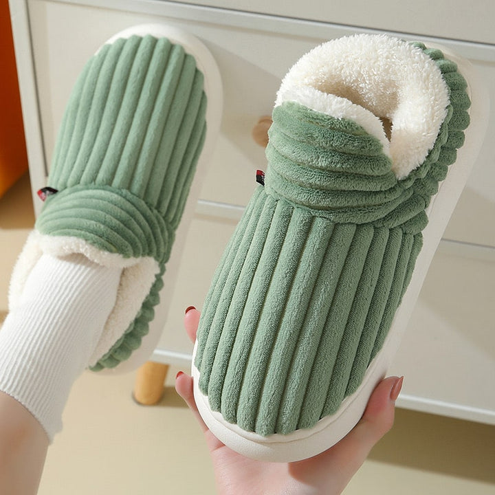 Emil | Pantofole a coste con collo in peluche