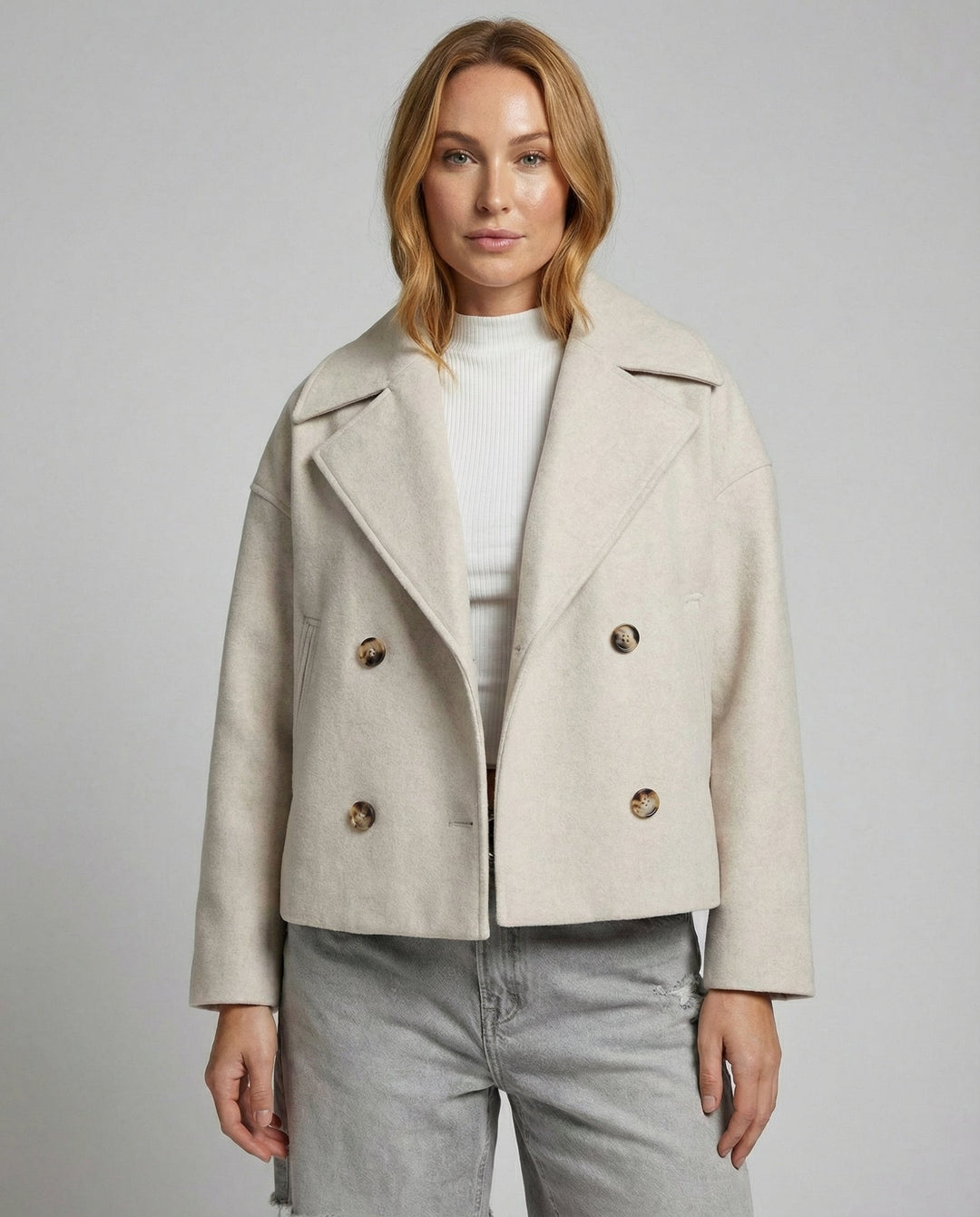 Mara | Veste courte à revers croisés et double boutonnage