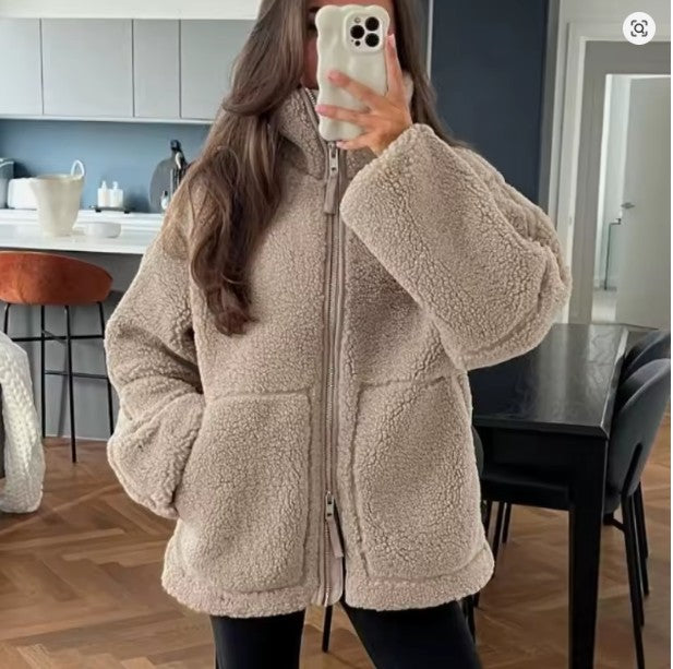 Mara | Veste zippée en tissu pelucheux à col montant