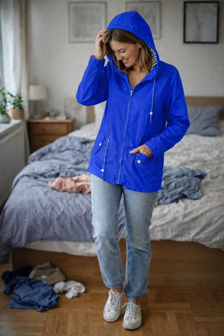 Lea | Veste zippée à capuche et intérieur rayé