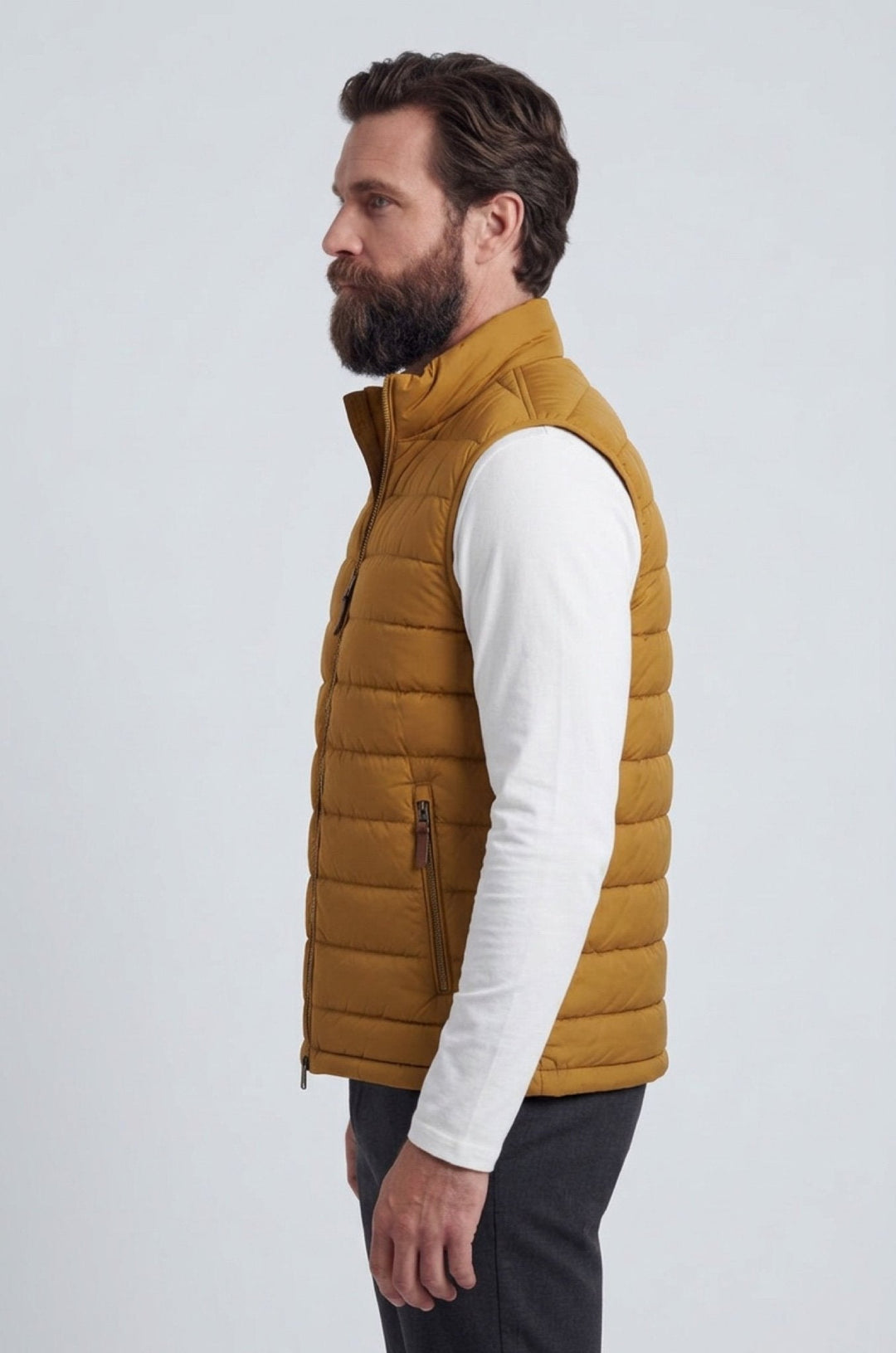 Gewatteerde bodywarmer voor heren | Kurkumageel en regular fit voor elke dag