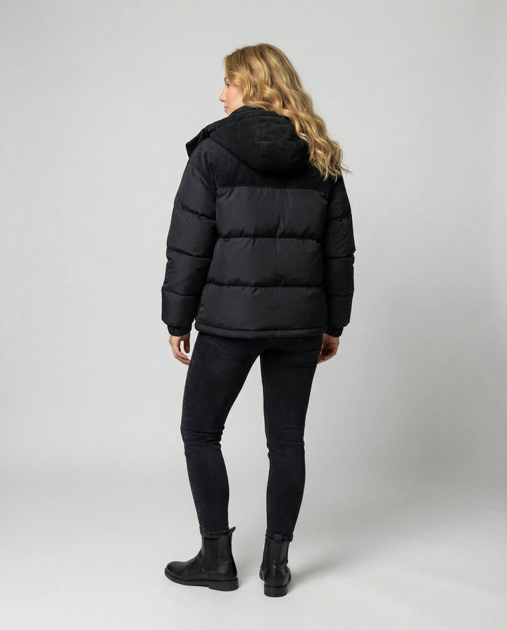 Lina | Chaqueta con capucha, acolchado ancho y cremallera