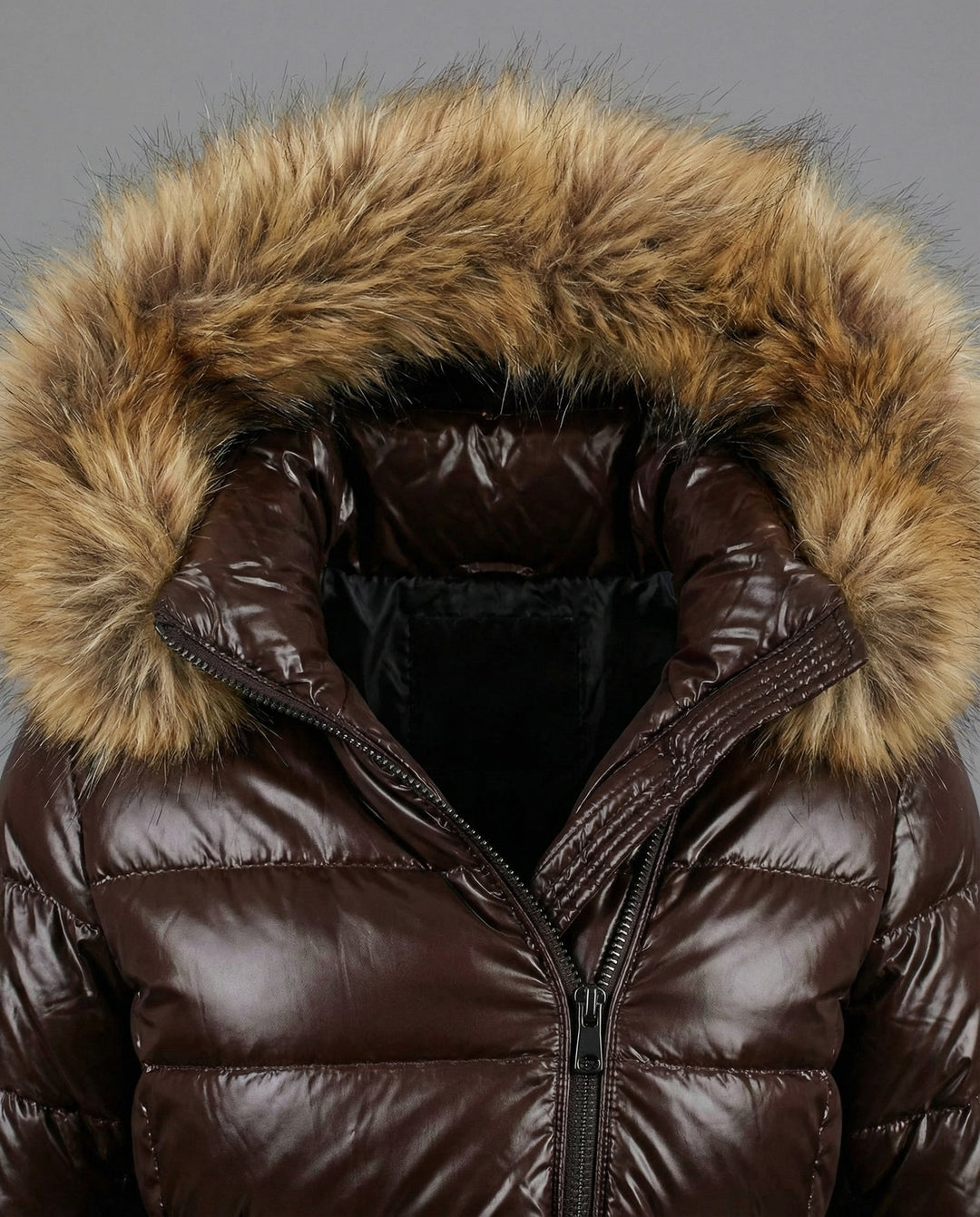 Elin | Glänzende Steppjacke mit Plüschkapuze