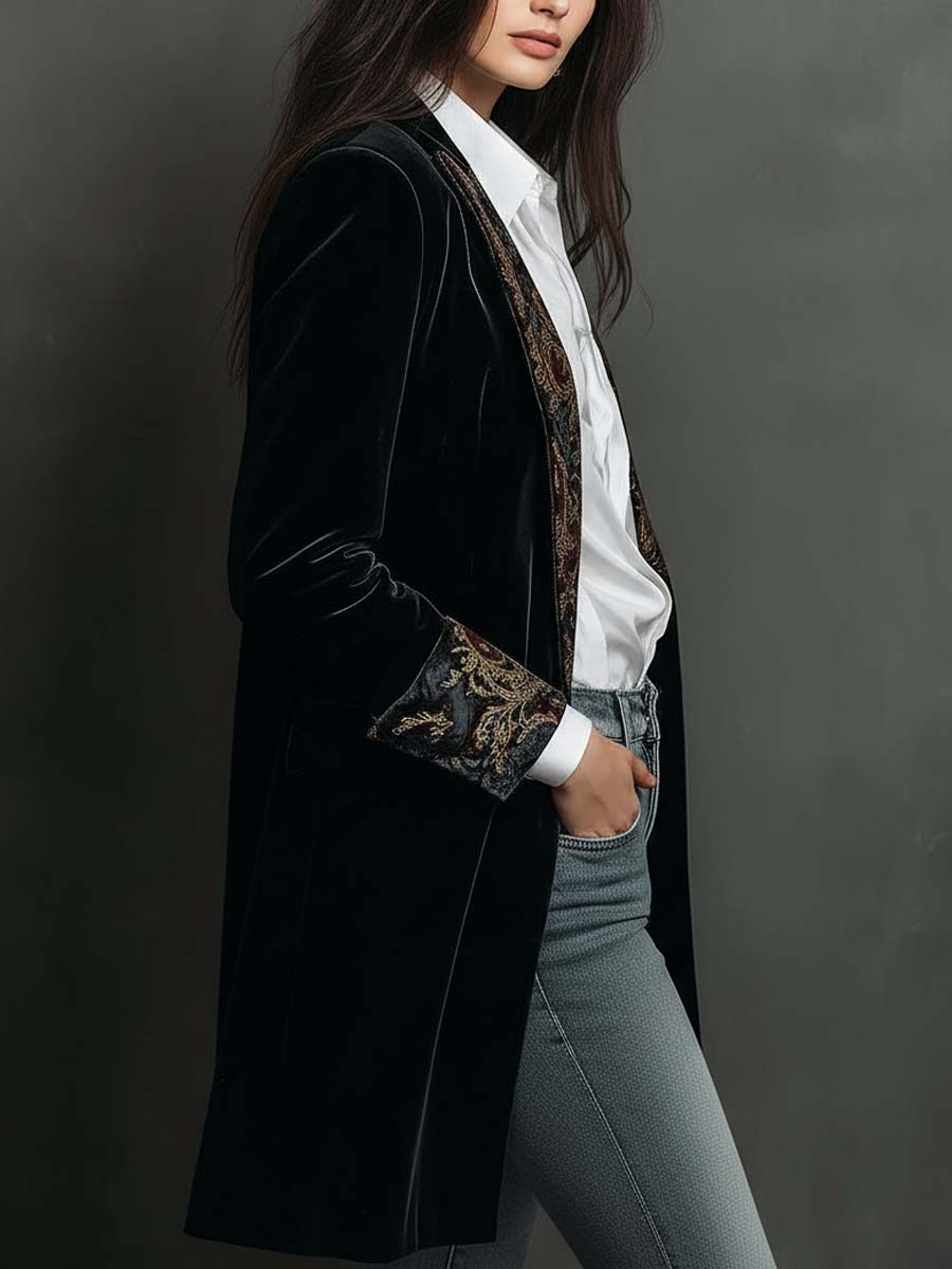 Julie | Blazer long effet velours avec bordure ornementale