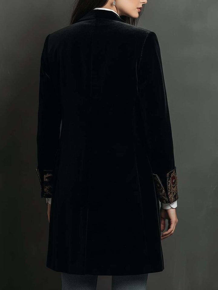 Julie | Blazer long effet velours avec bordure ornementale