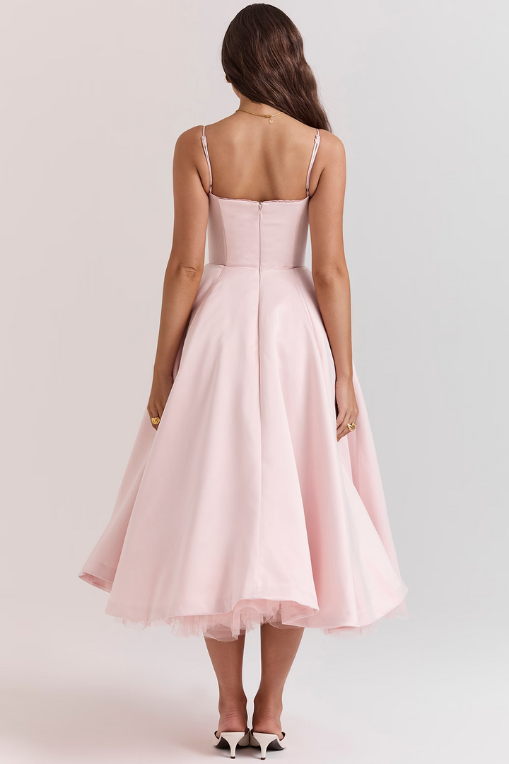Abito Blu Elegante con Dettagli Glamour