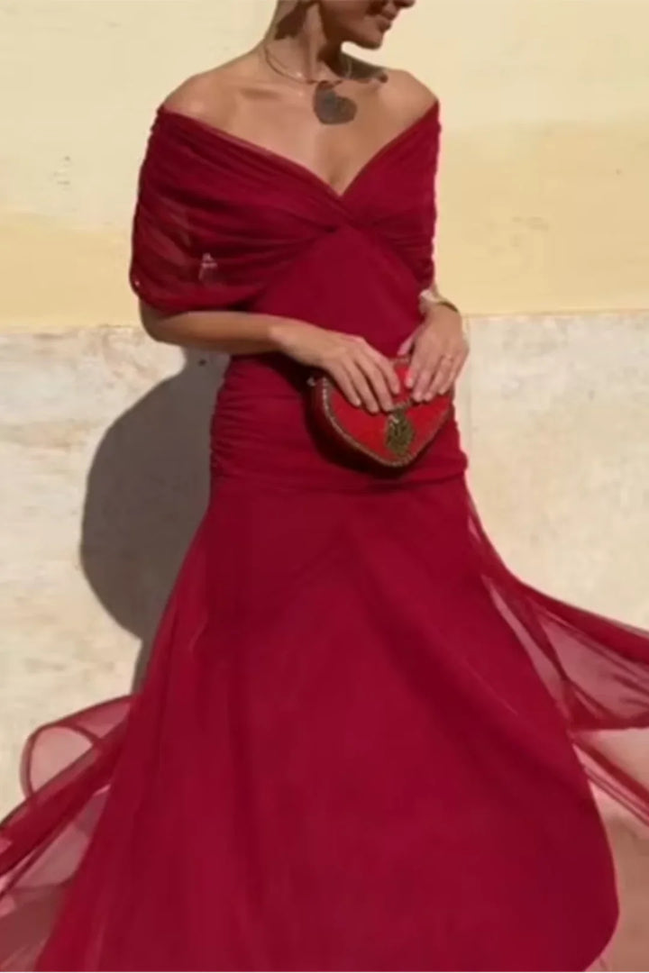 Elegante abito lungo da sera con scollo a V