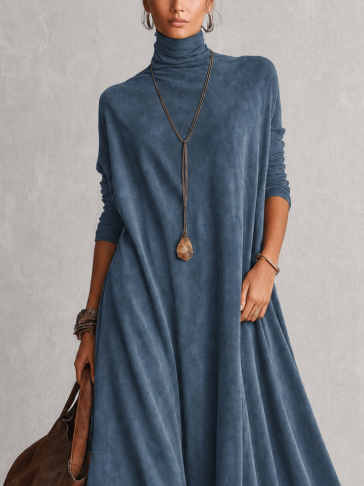 Petra | Vestido azul de cuello alto con bajo de encaje marrón