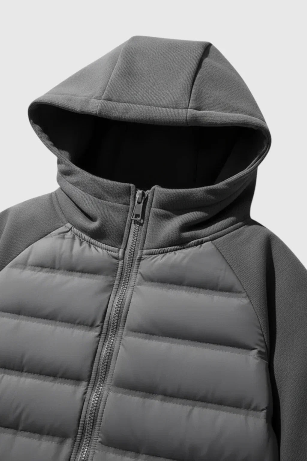 Giacca da uomo con cappuccio grigio antracite | Vestibilità ampia e leggera imbottitura