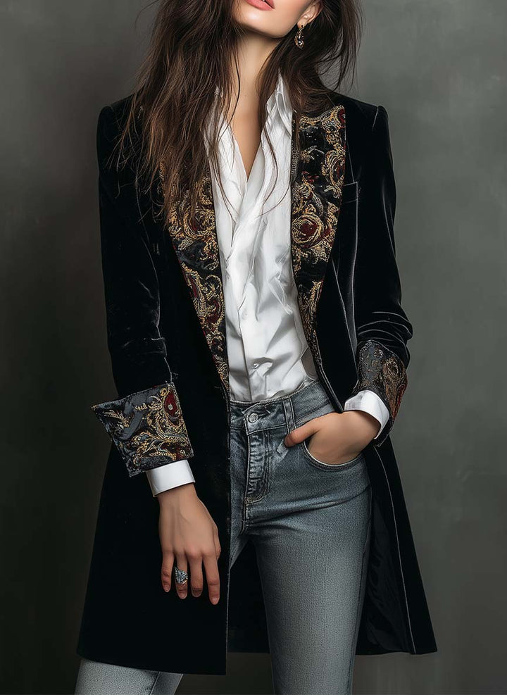 Julie | Blazer long effet velours avec bordure ornementale