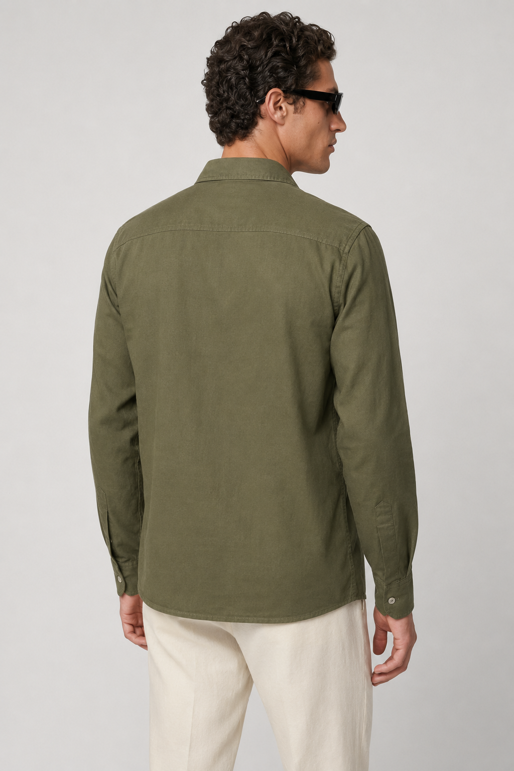 Camicia overshirt da uomo verde oliva | Vestibilità regular e stile casual
