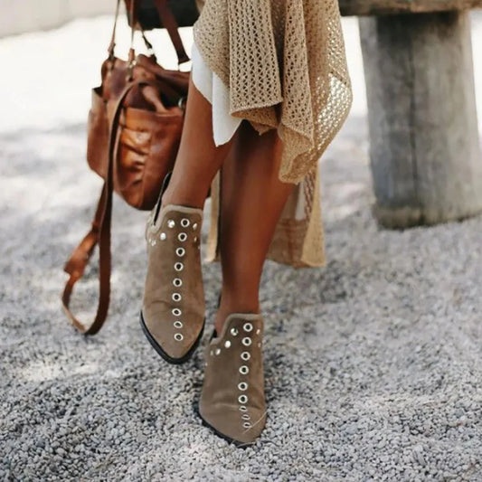 Botines de Serraje/Piel Mujer – Estilo Boho Chic con Tachuelas | Cómodos y Versátiles