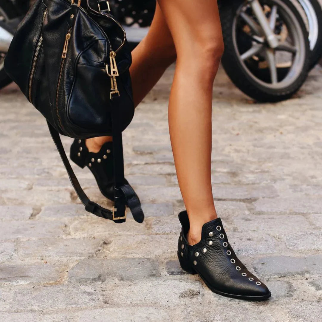 Botines de Serraje/Piel Mujer – Estilo Boho Chic con Tachuelas | Cómodos y Versátiles