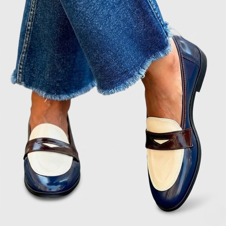 Claudia™ | Contrasting Moccasins