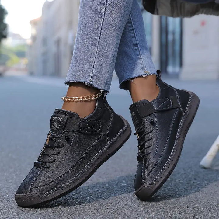 Oriana | Baskets à lacets avec surpiqûres contrastantes