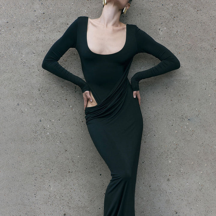 Maxikleid mit langen Ärmeln und Drapierung