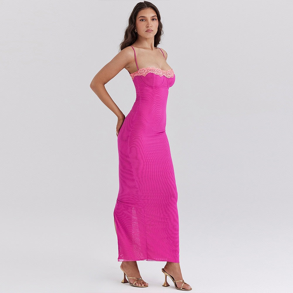 Robe longue avec corsage en dentelle