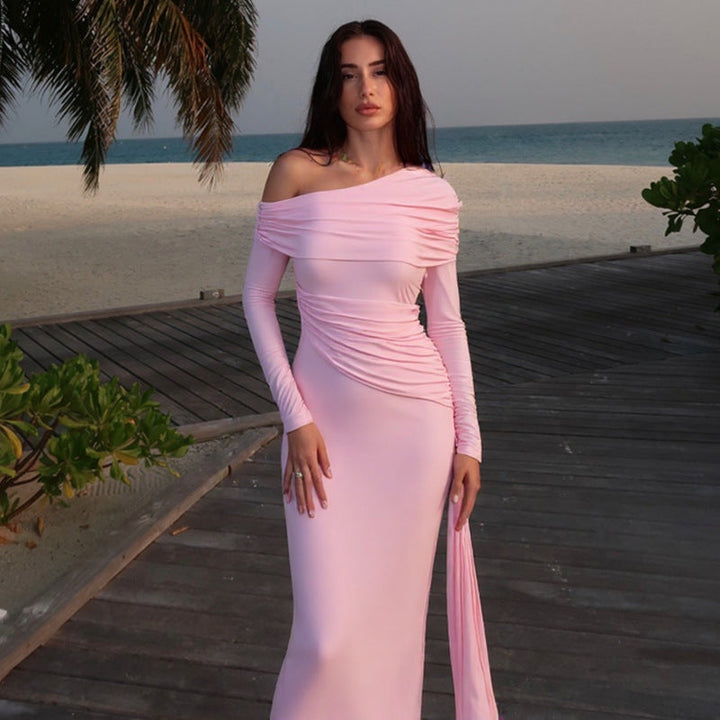 Schulterfreies Maxikleid mit Raffungen