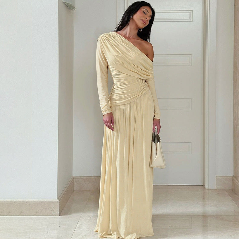Asymmetrische maxi-jurk met lange mouwen