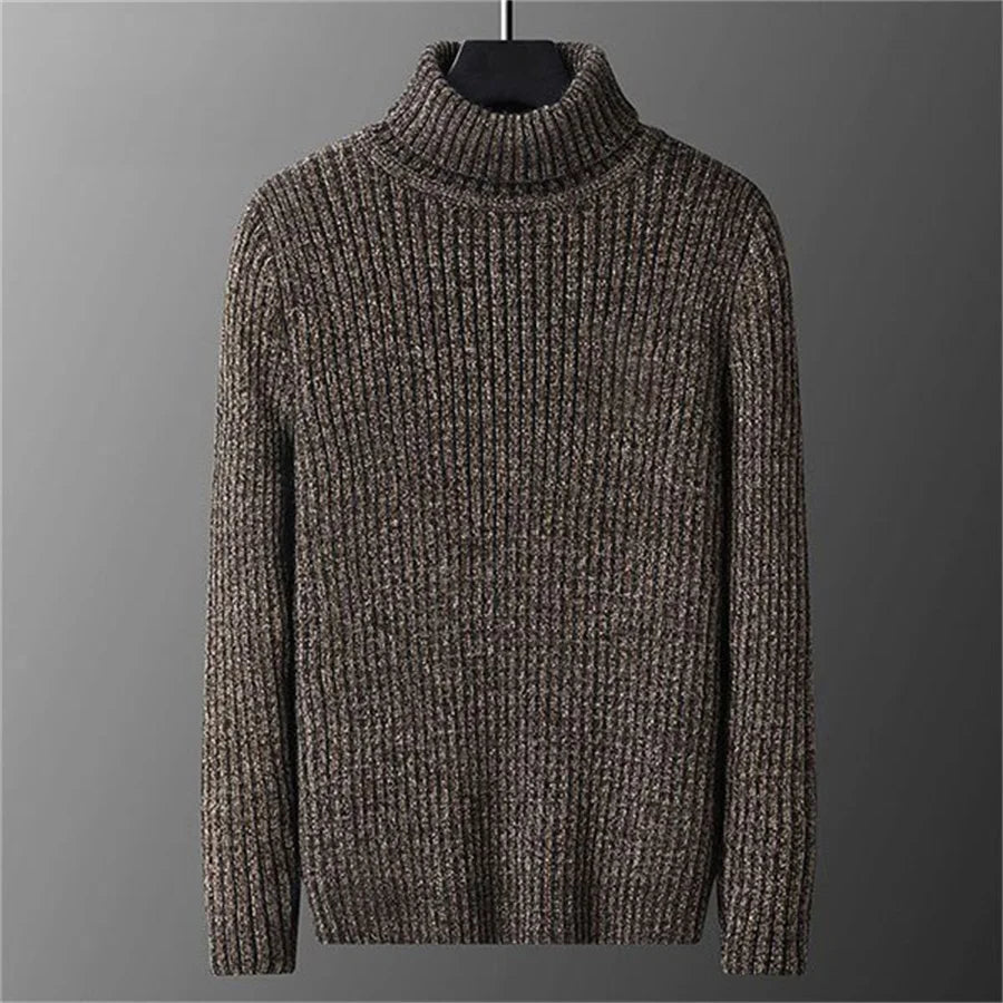 Maglione lavorato a collo alto | Caldo e raffinato