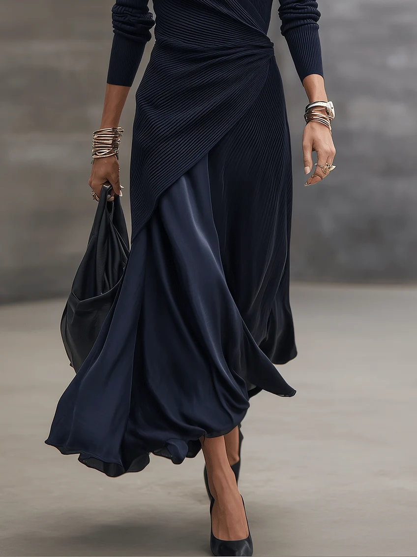 Loredana | Marineblaues asymmetrisches Maxikleid mit V-Ausschnitt