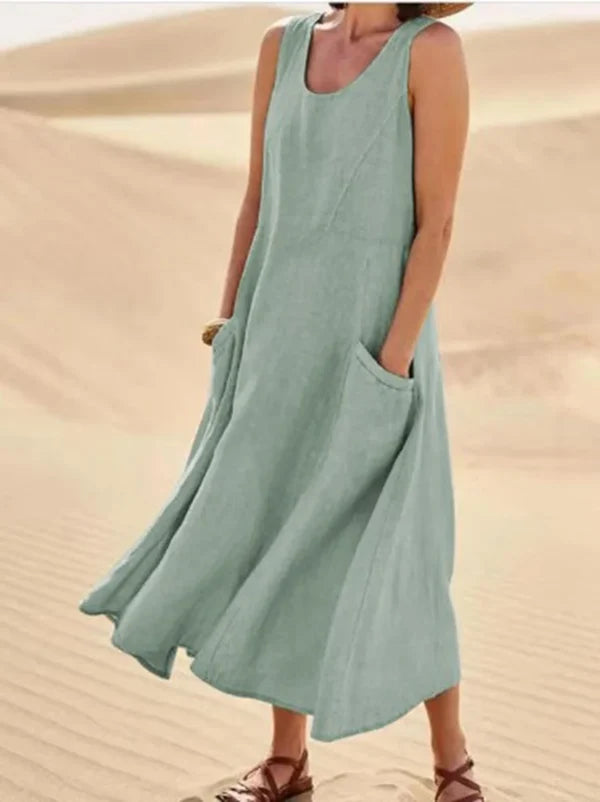 Sleeveless Scoop Neck Midi Dress with Pockets