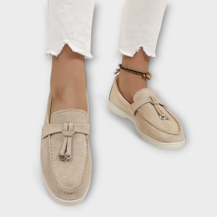 Gamila - Elegant Moccasin