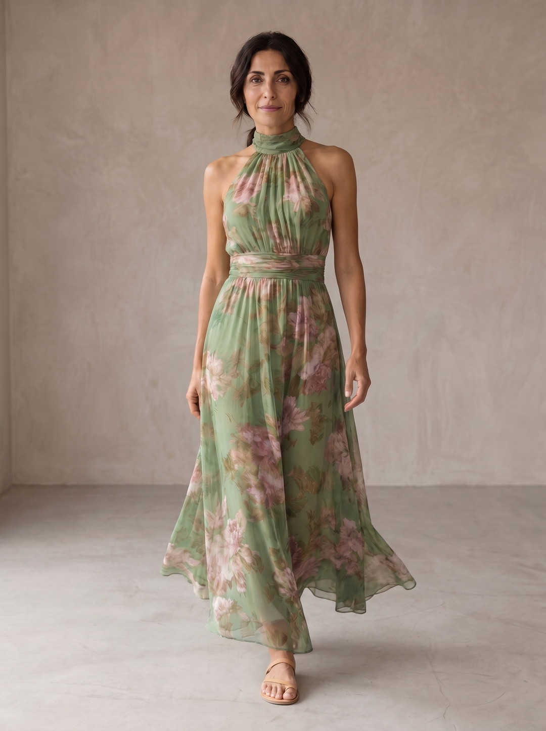 Livia | Elegante bloemenmaxijurk met halternek