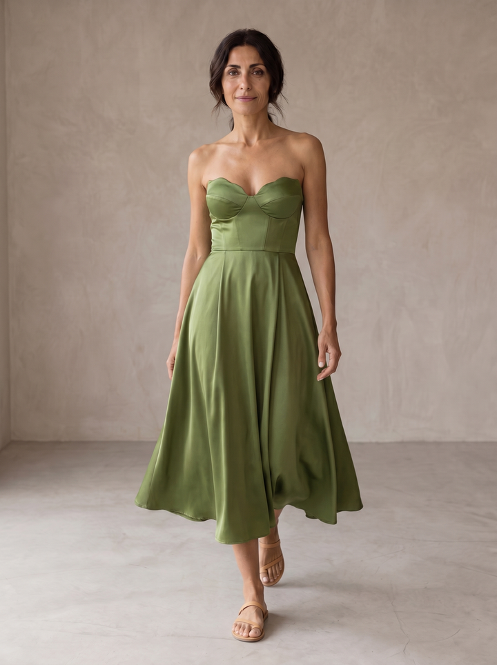 Liora | Elegantes trägerloses Midikleid