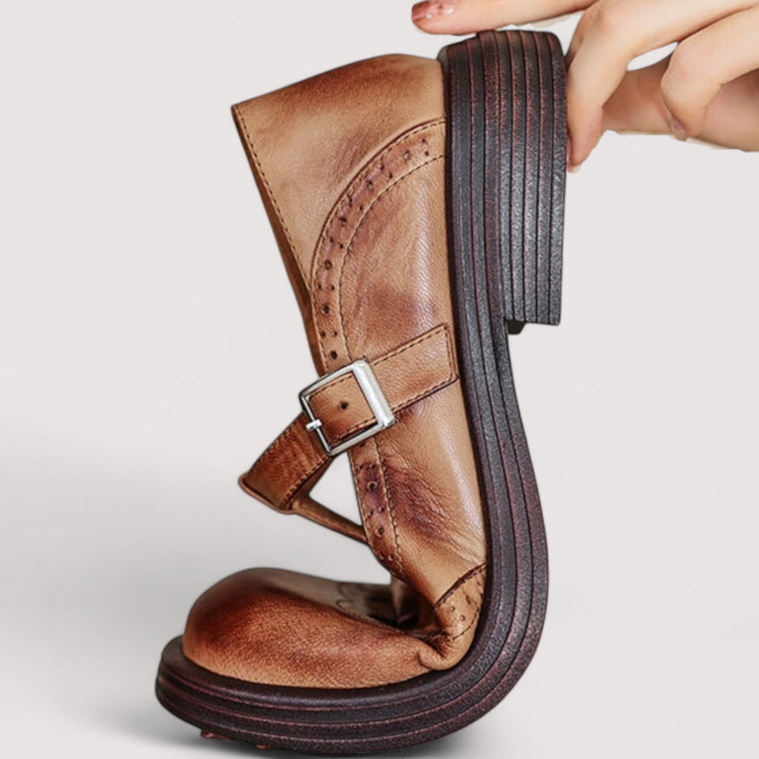 Émeline | Chaussures Mary Jane à détails brogue
