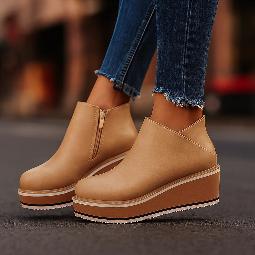 Céleste | Botines de cuña con suela en contraste