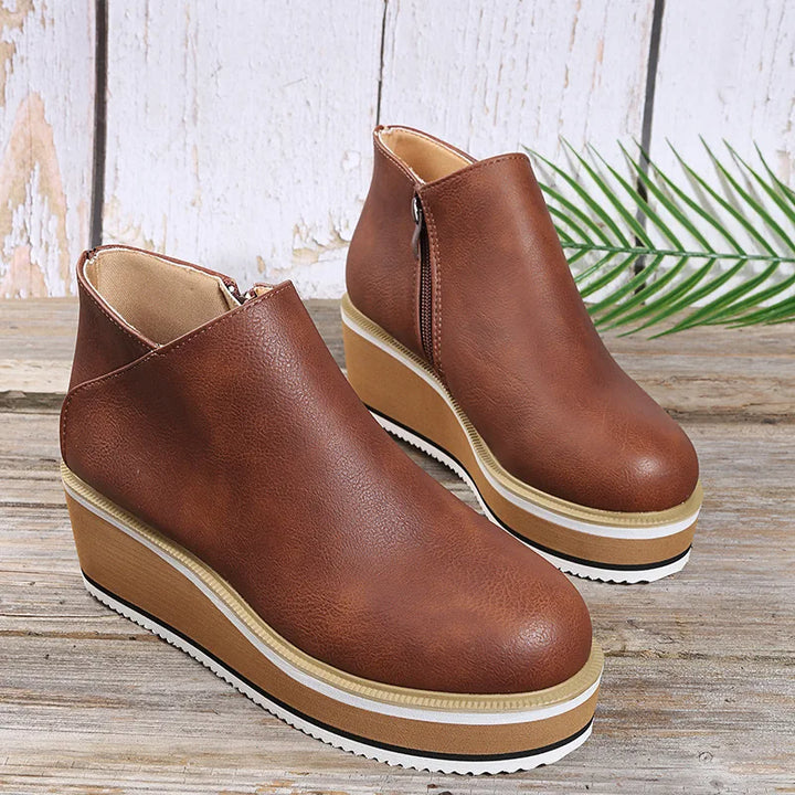Céleste | Botines de cuña con suela en contraste