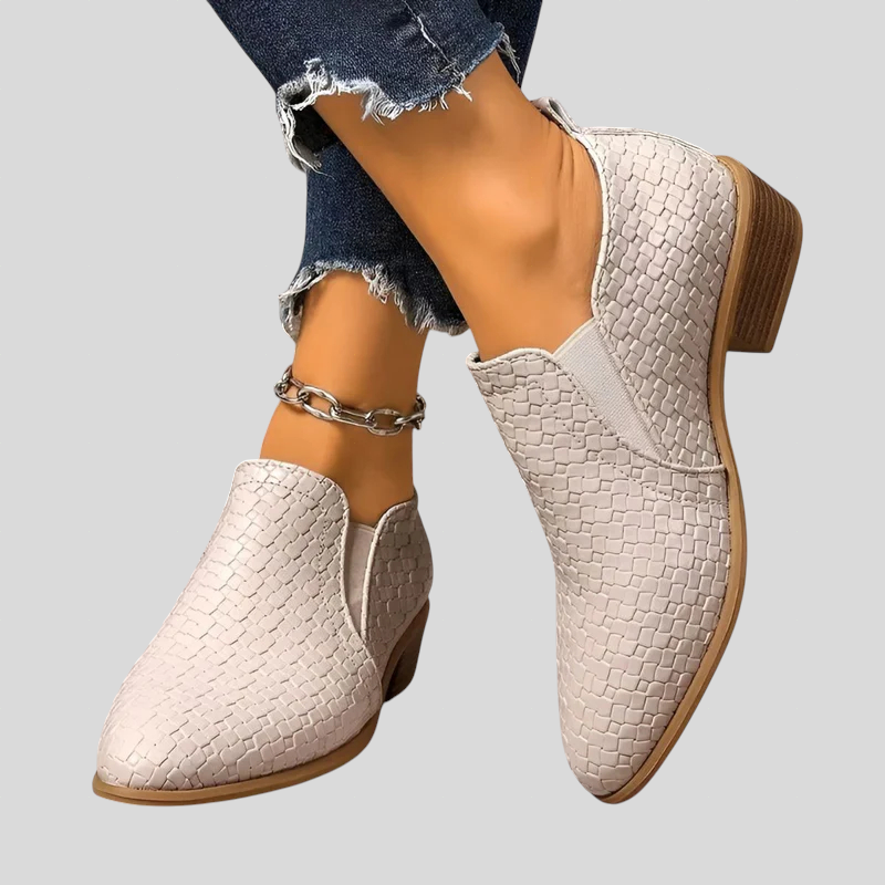 Elsa | Stiefeletten mit Flechtoptik und Blockabsatz