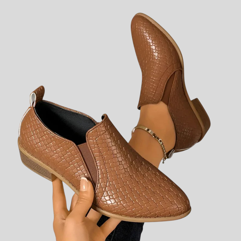 Elsa | Stiefeletten mit Flechtoptik und Blockabsatz