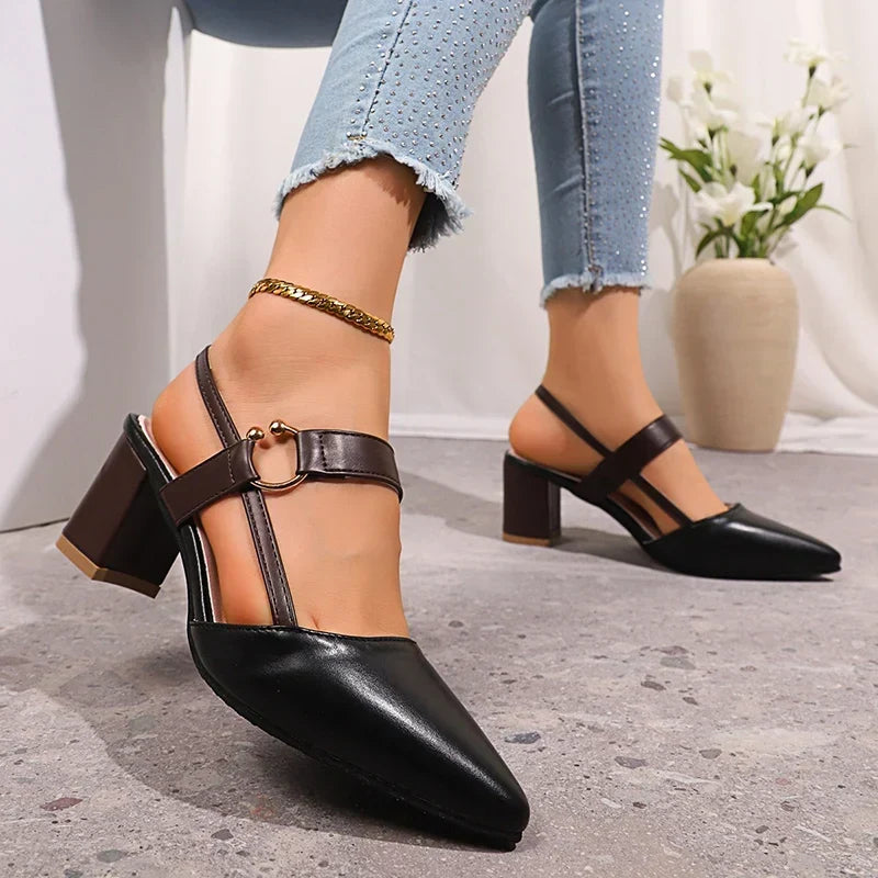 Évelyne | Slingback con tacco largo e cinturino con anello