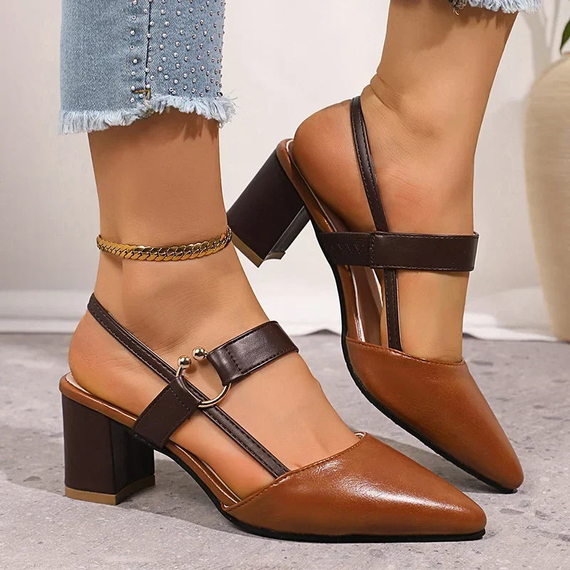 Évelyne | Slingback con tacco largo e cinturino con anello