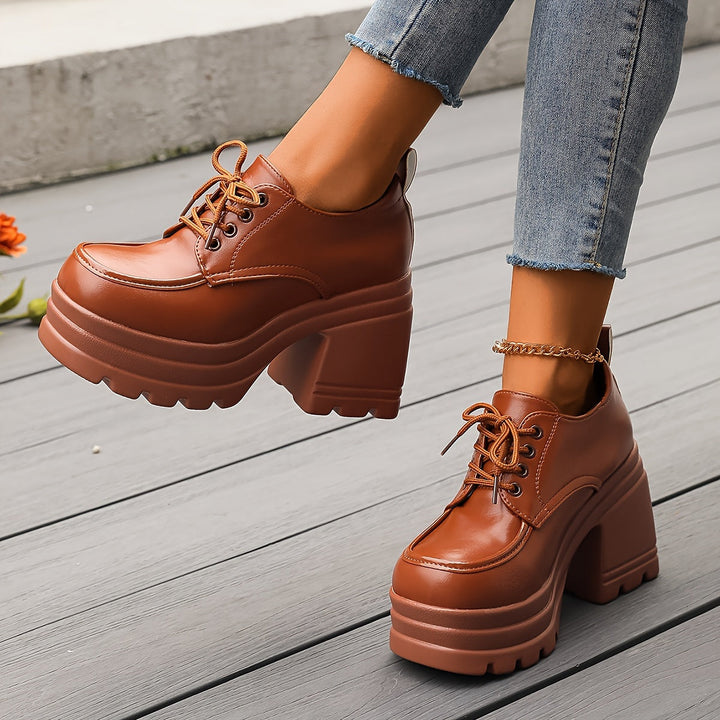 Valentine | Scarpe stringate con plateau e suola spessa