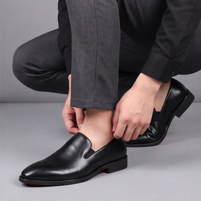 Lucien | Mocassins à enfiler à semelle rouge