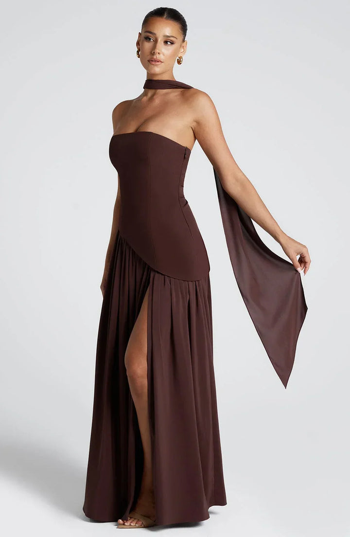 Abito Bustier con Foulard e Fessura Alta
