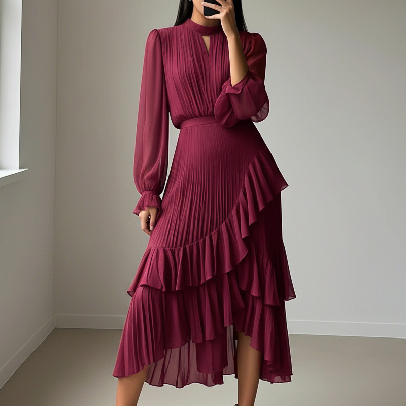 Elegante abito midi plissettato con volant